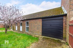 Photo 11- click for photo gallery